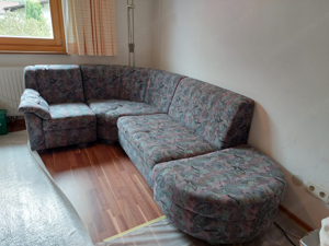 Neuwertiges Sofa