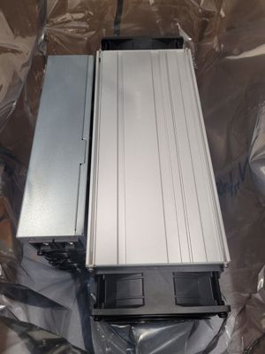 Antminer L7 9500M