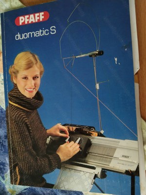 Strickmaschine Marke "Pfaff" Duomatic S