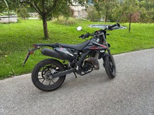 Moped Rieju MRT Europe SM Low 50 Bild 5