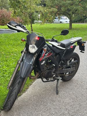 Moped Rieju MRT Europe SM Low 50 Bild 3