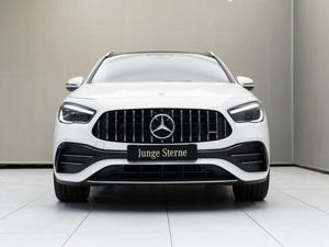 Mercedes-Benz GLA Bild 2