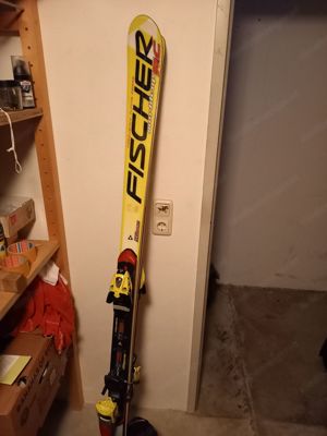 Fischer Ski und Fischer Skischuhe (Größe 46,5) zu verkaufen Bild 2