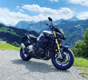 Yamaha MT 10 SP Naked Bike