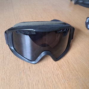 neuwertige Skibrille