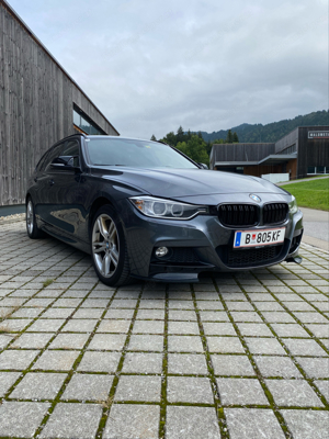 BMW 320d xDrive Touring F31 N47 Bild 10