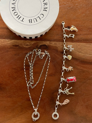 Thomas Sabo Halskette und Armband mit Charms