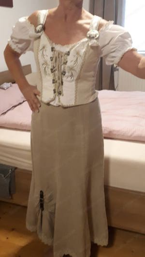 Country Style Rock und Bluse