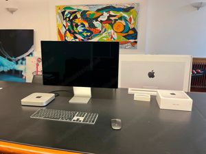 Mac Mini 2023 10 Core M2 Pro mit Apple Studio 27 Studio