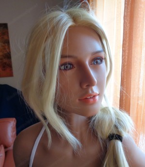 Sexdoll Sexpuppe STARPERY (fast) NEU, 151 cm nur 25 kg um   1.190 Bild 1