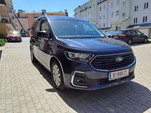 Ford Tourneo Connect. 7-Sitzer. Diesel. Erstzulassung 11 2022.