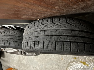 Reifen Pirelli SOTTO Zero 225  45R  18,   Run Flat .. alle 4 um EUR 80,- !!