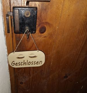 Holz Türschild "Augen" Eigenanfertigung gelasert Bild 2