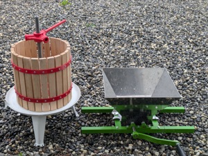 Obstmühle mit Presse