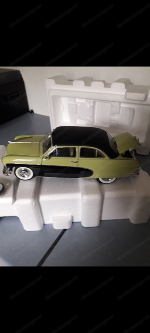 Modellauto 1950 Ford Crestliner " Bell Air " Bild 3