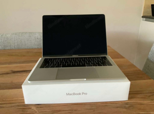 MacBook Pro 2,4Ghz Quad Core I5