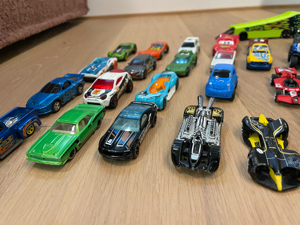 Hot Wheels Mega Set Bild 8