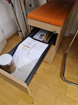 Schreibtisch Bürotisch Büro Bild 6