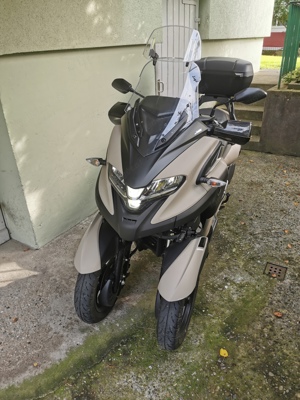 Yamaha tricity 300  Bild 10