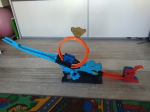 T Rex Hotwheels  Bild 3