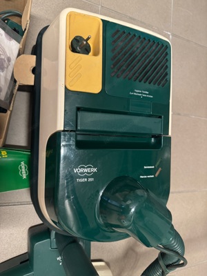 Vorwerk Tiger 251 zu verkaufen 