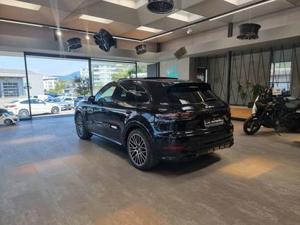 Porsche Cayenne Bild 8