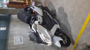 Scooter Sym Joymax 300i  Bild 6