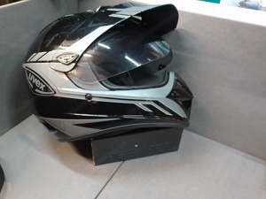 Uvex Enduro Helm  Bild 3