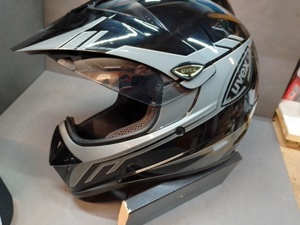 Uvex Enduro Helm  Bild 4