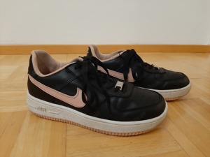 Schuhe Nike Gr. 35