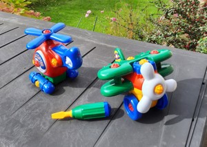 Hubschrauber und Flugzeug Bild 2