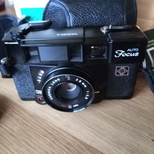 Verkaufe YASHICA Auto Focus Bild 3