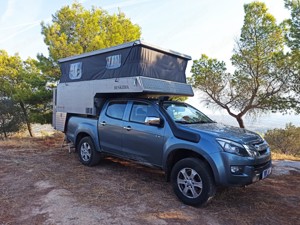 4x4 Camper, Isuzu D-MAX aufgelastet auf 3,5t mit einzigartiger Wohnkabine Bild 4