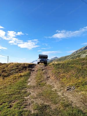 4x4 Camper, Isuzu D-MAX aufgelastet auf 3,5t mit einzigartiger Wohnkabine Bild 5