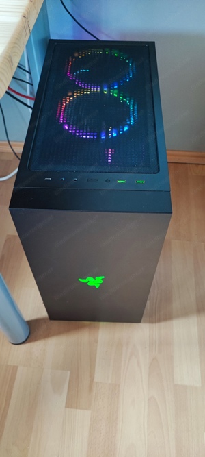 Gaming Pc Razer Gehäuse Bild 2