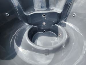 Hot Tub - Whirlpool - Pool - Badefass  Bild 8