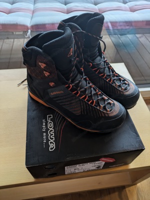 Lowa Mangart GTX Mid   EU 42.5