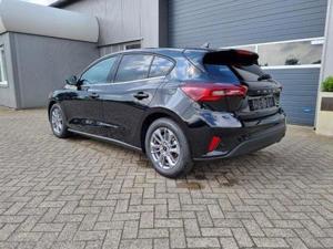 Ford Focus  Bild 3