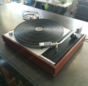 Thorens TD-150 Plattenspieler