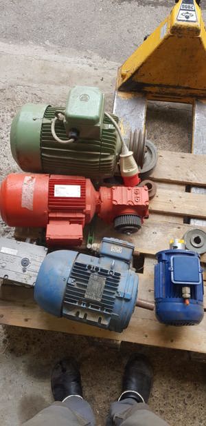 Elektromotoren zu verkaufen Bild 4