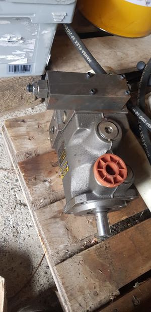 Axialkolbenpumpe zu verkaufen Bild 3