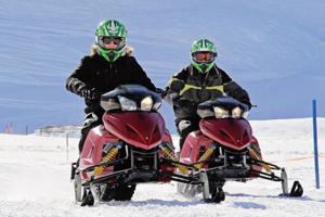 Snowmobile in Engelberg Schneetöff, MoonBike & Bobsla fahren für1 Person Bild 3