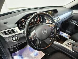 Mercedes-Benz E-Klasse Bild 10