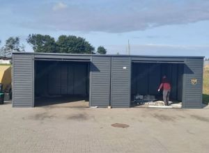 10m x 6m Blechgarage in Graphitfarbe, Geräthaus, Versteck, Lager, Transport, Montage inklusiv