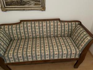 Antikes Biedermeiersofa 1830 1840 Bild 5