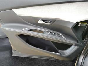 Peugeot 5008 Bild 12