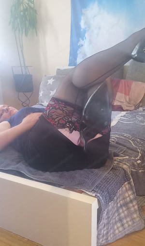 heiße Milf bietet Webcam ab 25   Bild 2