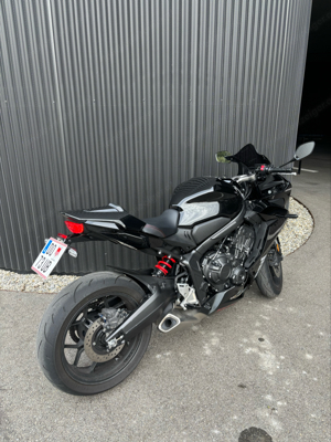 Honda CBR650r Bild 2