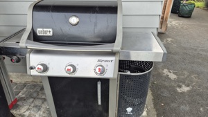 Weber Griller abzugeben 