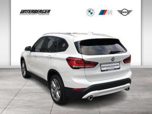 BMW X1 sDrive18d  Bild 2